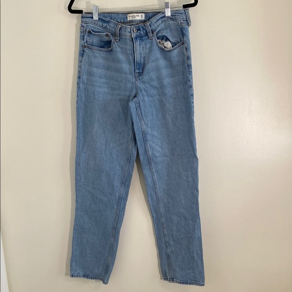 Abercrombie & Fitch Mid Rise The Straight Jean Size 30 / 10L - Picture 1 of 7